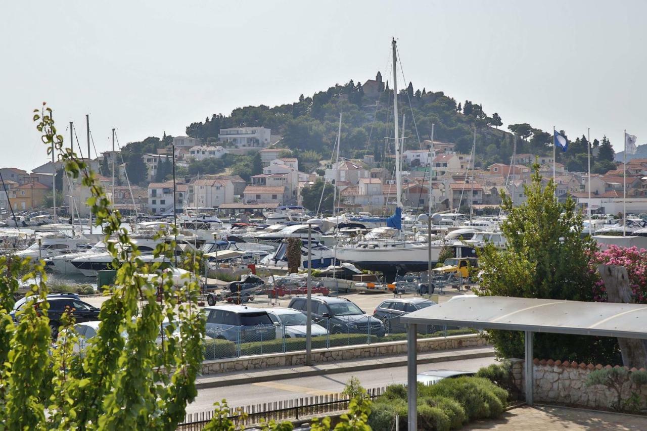 Sunny Day Apartments Tribalj Dış mekan fotoğraf